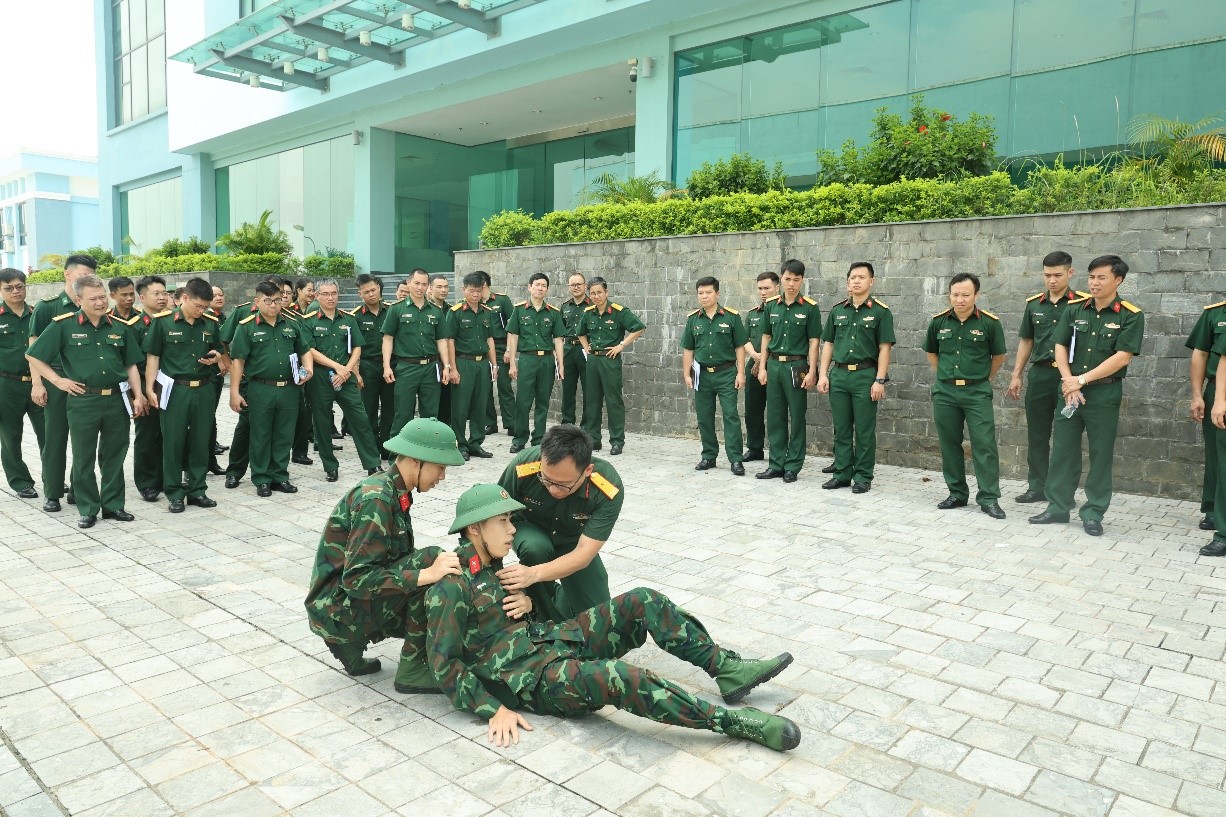 /UploadStore/admin/250522 Tap huan quan y/05.jpg